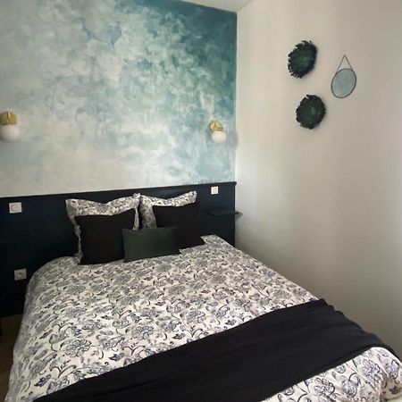 La Suite Dandy - Beau T2 -Terrasse, Parking Gratuit, Climatisation Bagneres-de-Bigorre Exterior photo