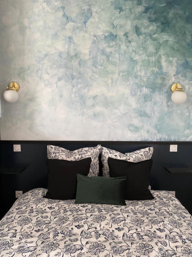 La Suite Dandy - Beau T2 -Terrasse, Parking Gratuit, Climatisation Bagneres-de-Bigorre Exterior photo